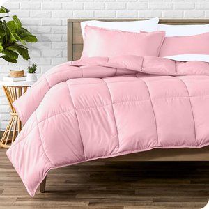 Pink Comforter, soft, warm all seasons blanket. (Double Size - Light Pink)